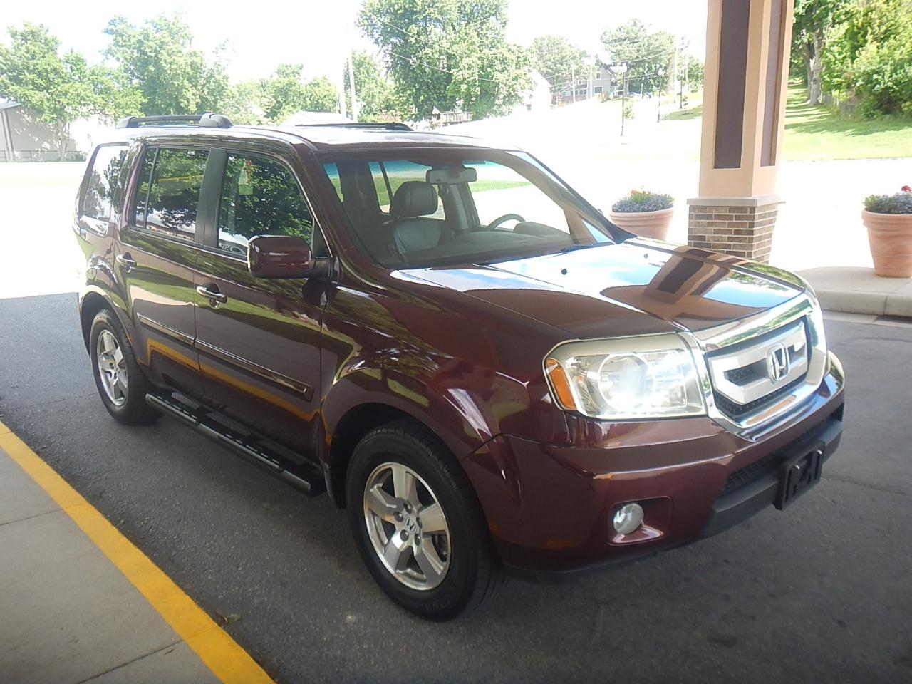 Honda Pilot EX-L 4WD 5-Spd AT with DVD 2011