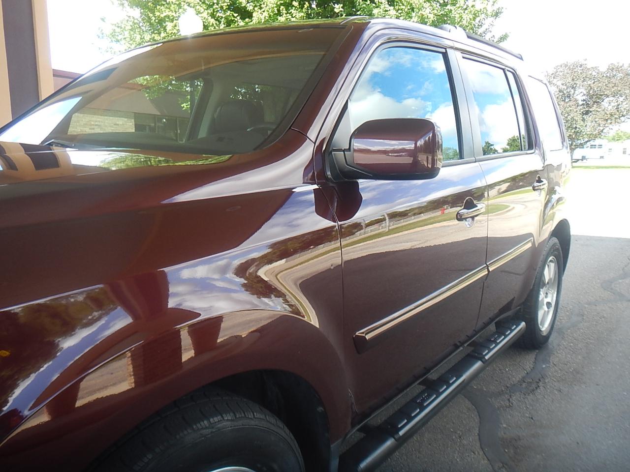 Honda Pilot EX-L 4WD 5-Spd AT with DVD 2011