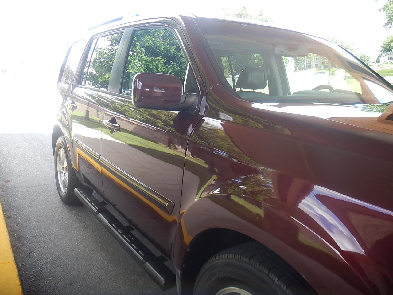 Honda Pilot EX-L 4WD 5-Spd AT with DVD 2011