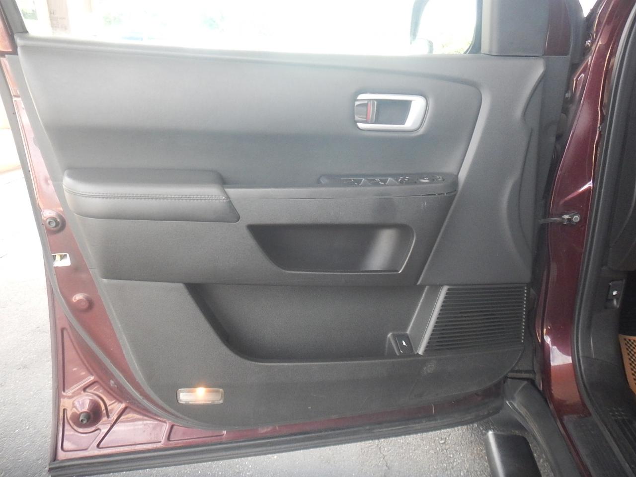 Honda Pilot EX-L 4WD 5-Spd AT with DVD 2011