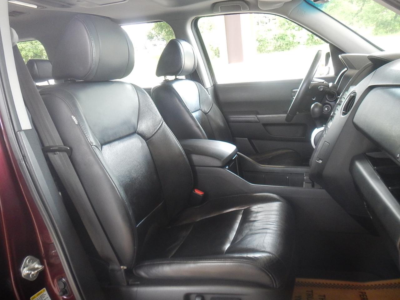 Honda Pilot EX-L 4WD 5-Spd AT with DVD 2011