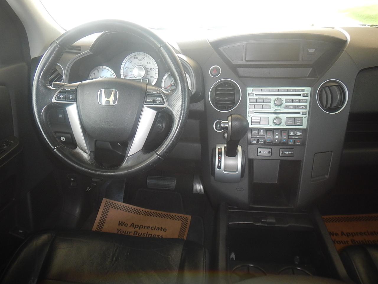 Honda Pilot EX-L 4WD 5-Spd AT with DVD 2011