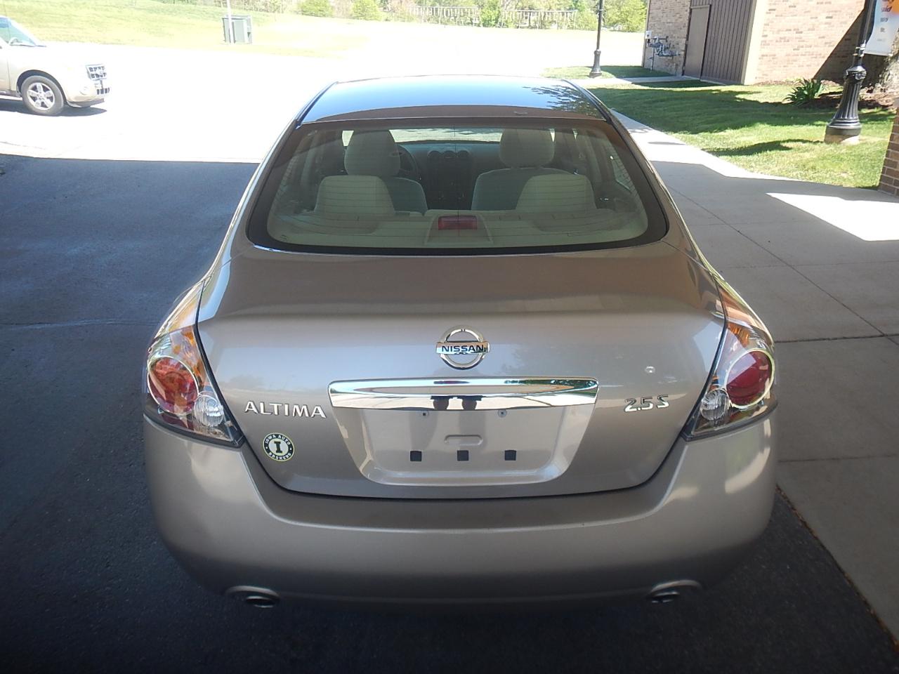 Nissan Altima 2.5 S 2012