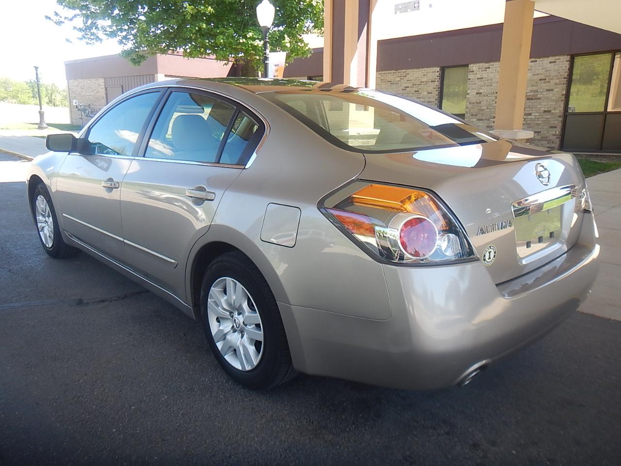 Nissan Altima 2.5 S 2012