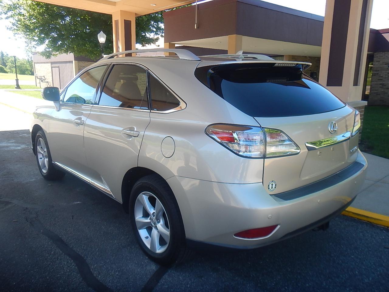 Lexus RX 350 4D SUV AWD 2011