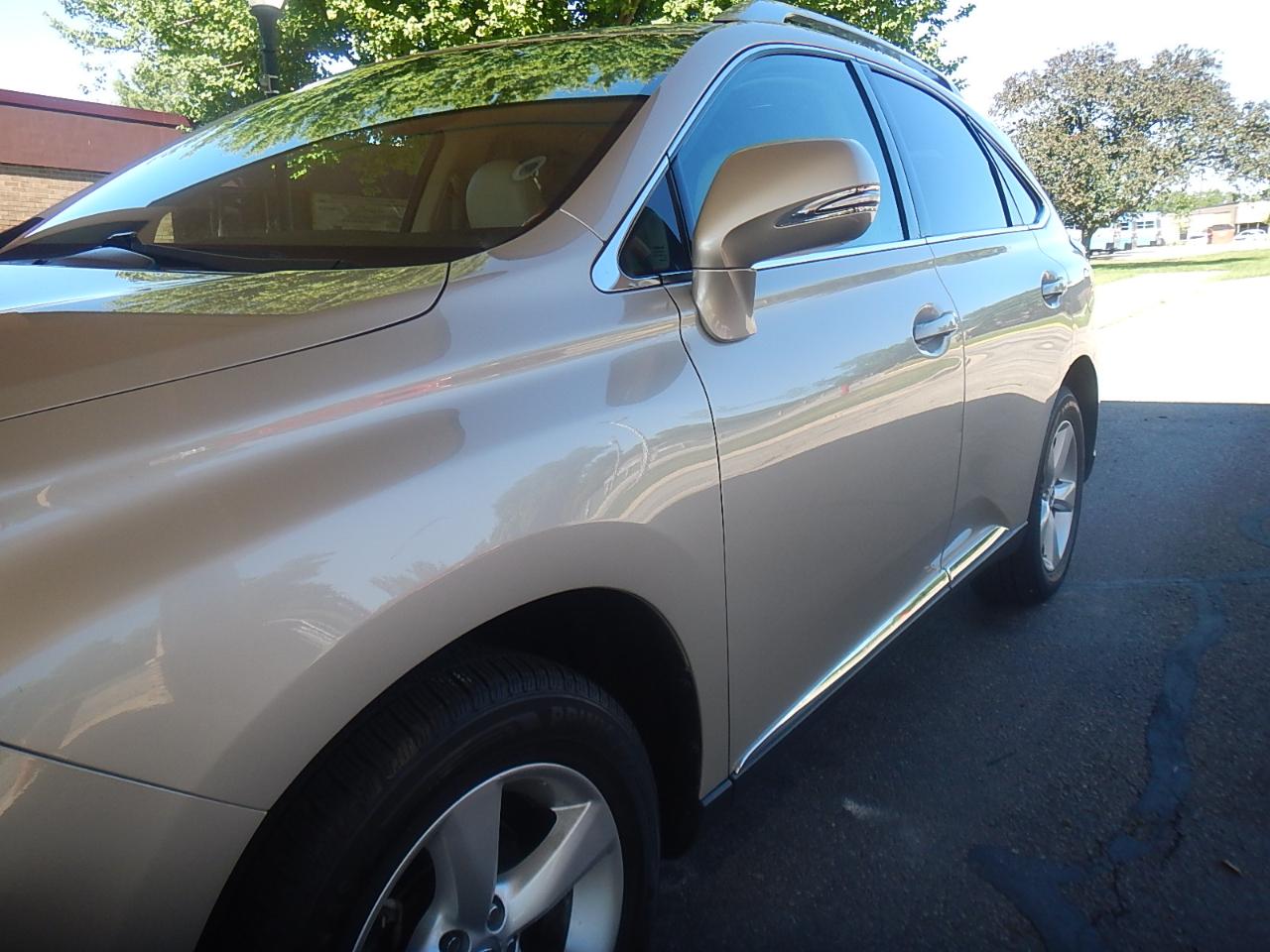Lexus RX 350 4D SUV AWD 2011