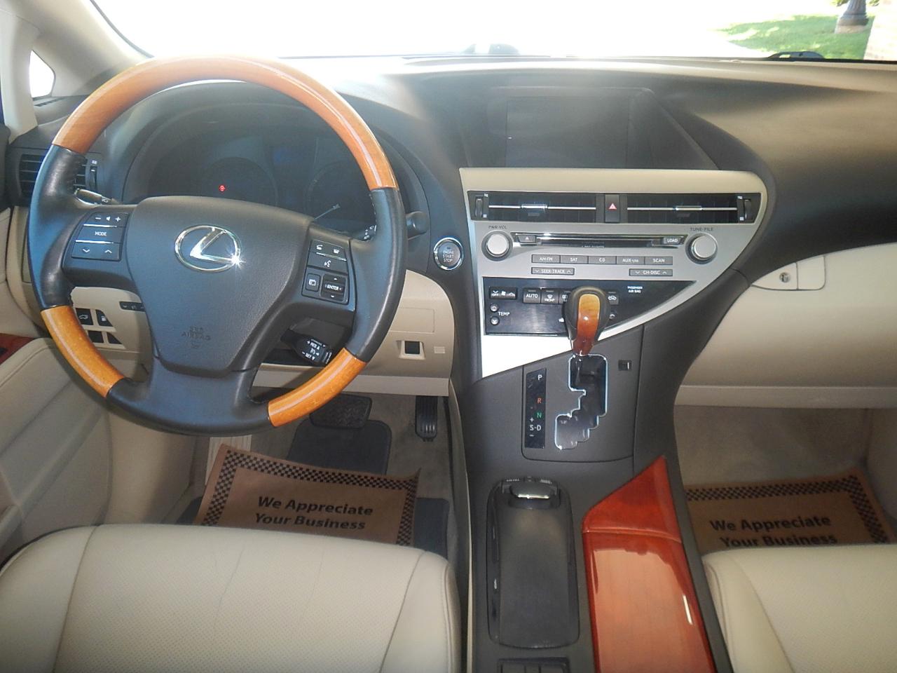 Lexus RX 350 4D SUV AWD 2011