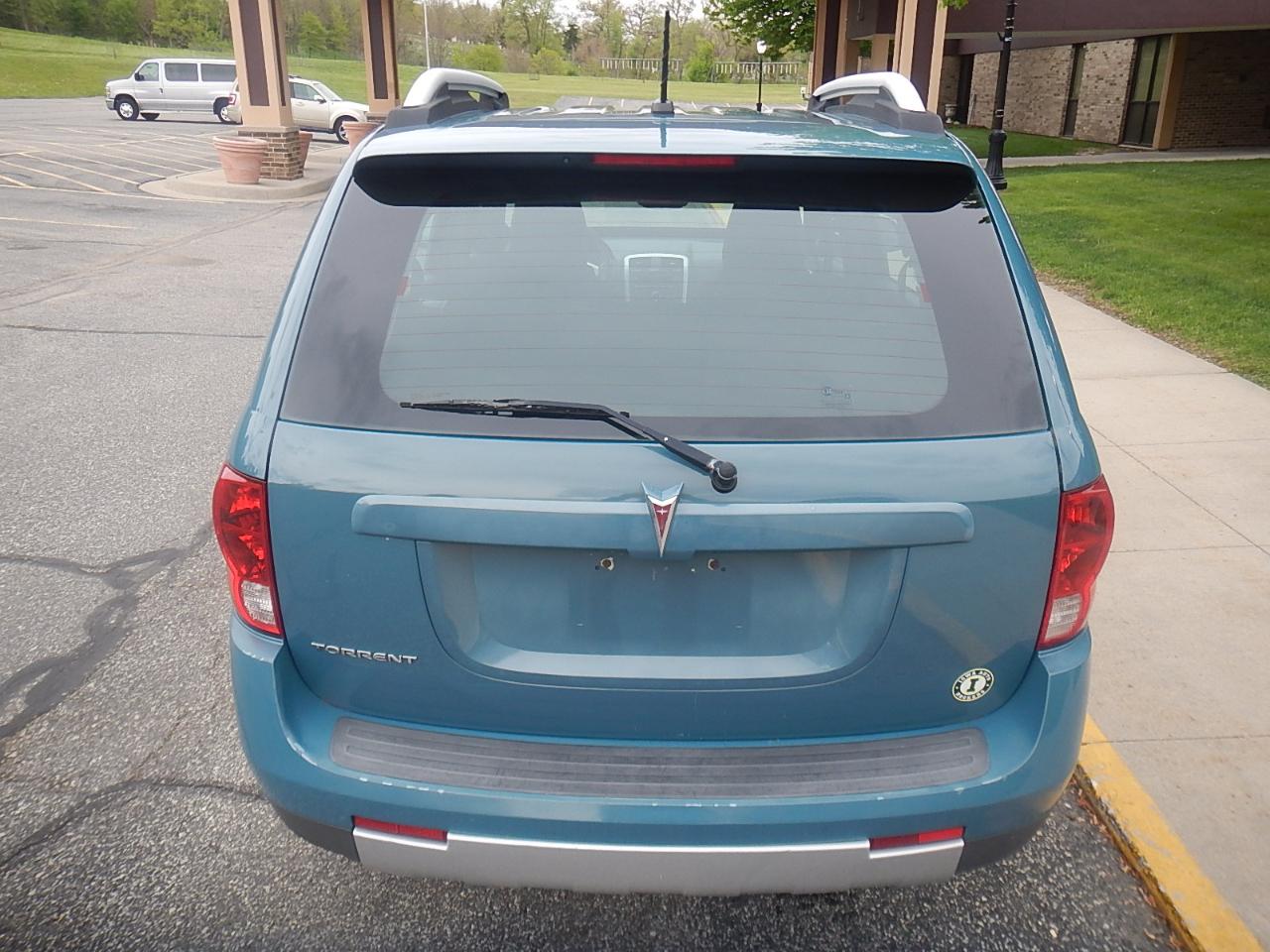Pontiac Torrent 4D SUV FWD 2008