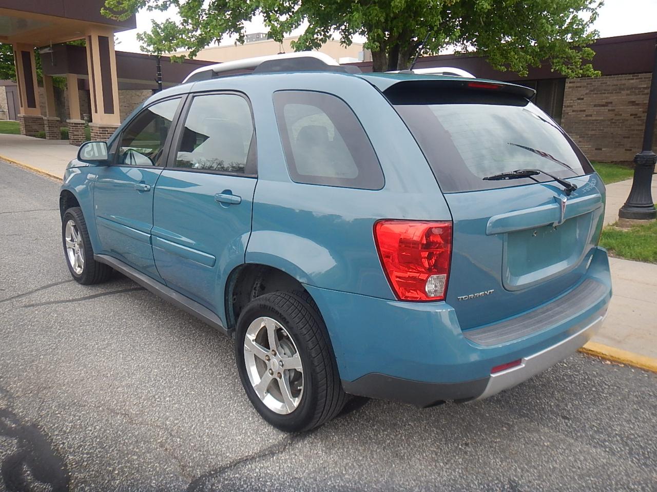 Pontiac Torrent 4D SUV FWD 2008