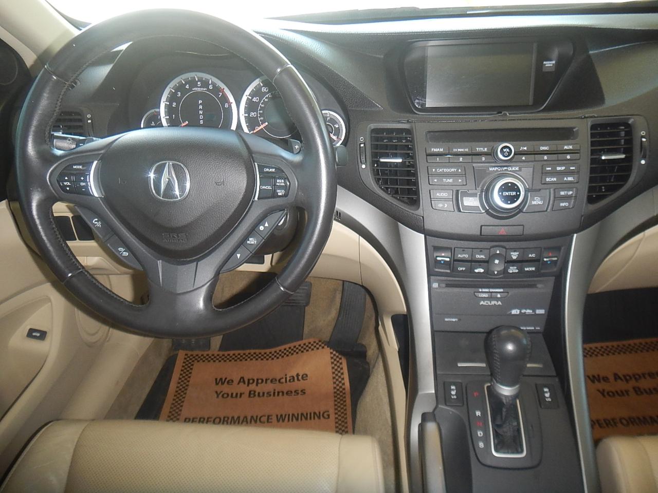 Acura TSX V6 5-Speed AT with Tech Package 2010