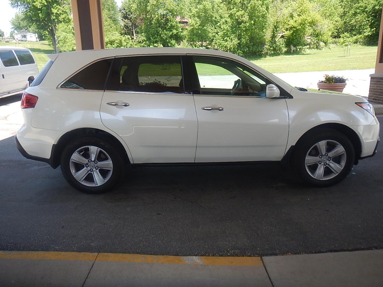 Acura MDX 6-Spd AT w/Tech Package 2013