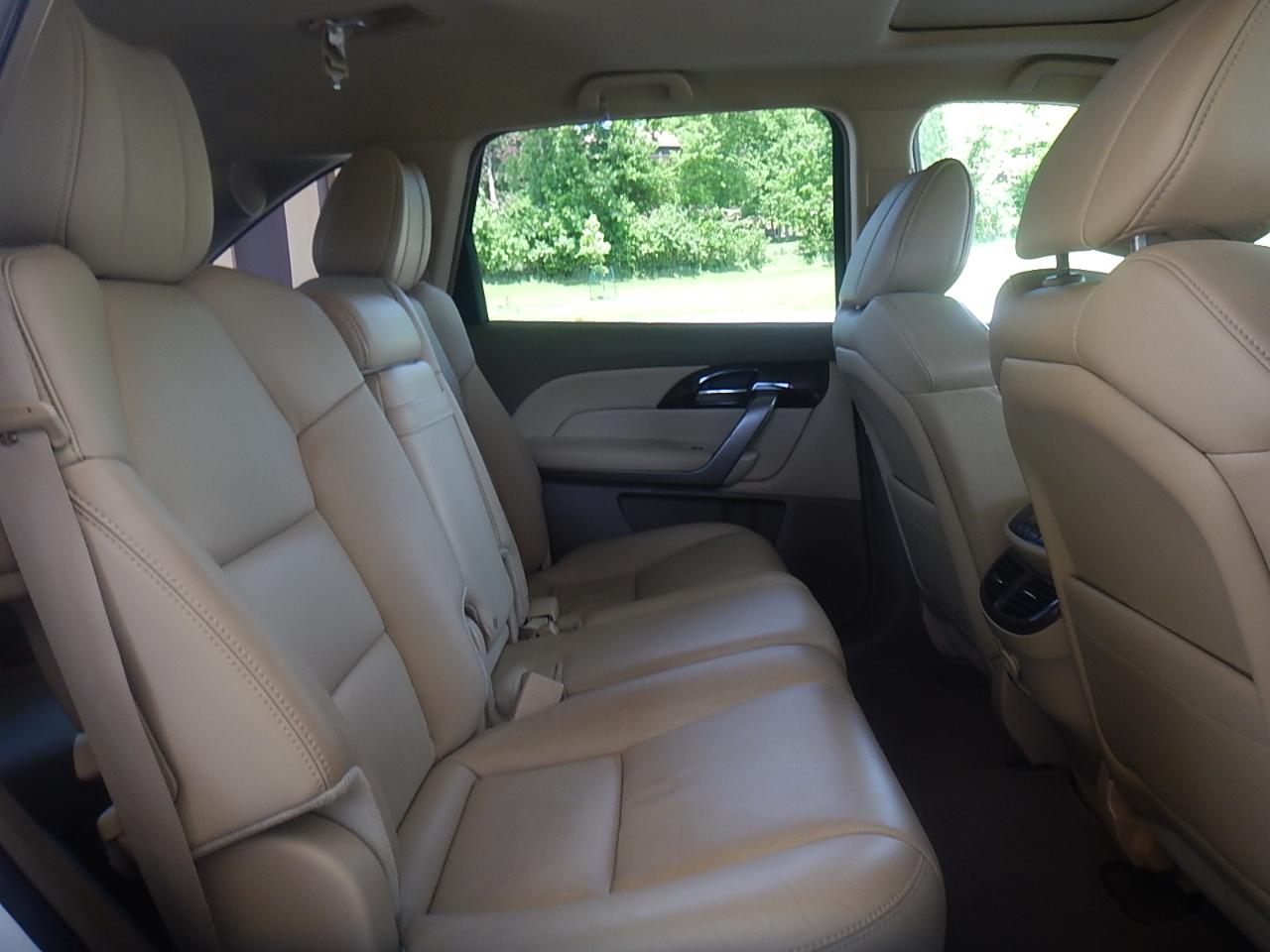 Acura MDX 6-Spd AT w/Tech Package 2013