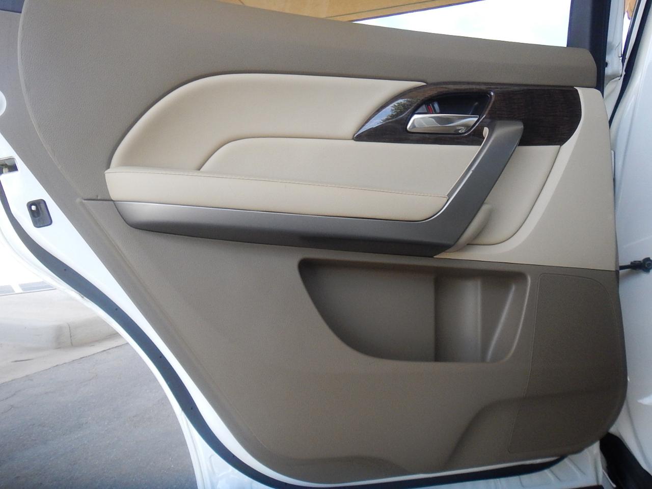 Acura MDX 6-Spd AT w/Tech Package 2013