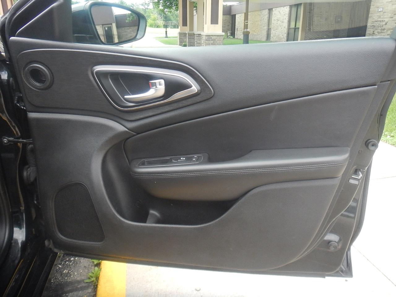 Chrysler 200 Limited 2016