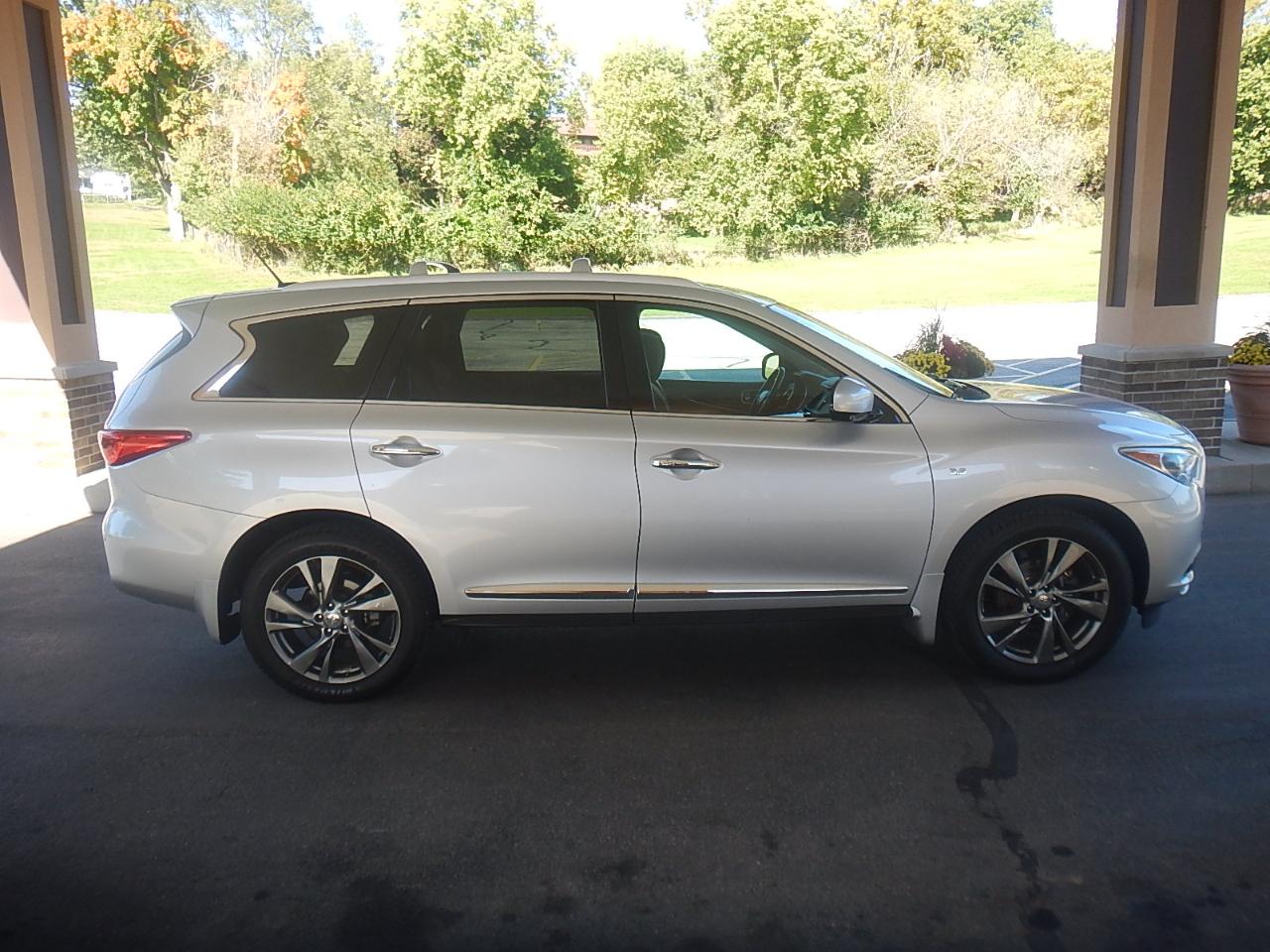 Infiniti QX60 Luxe 4D SUV AWD 2014