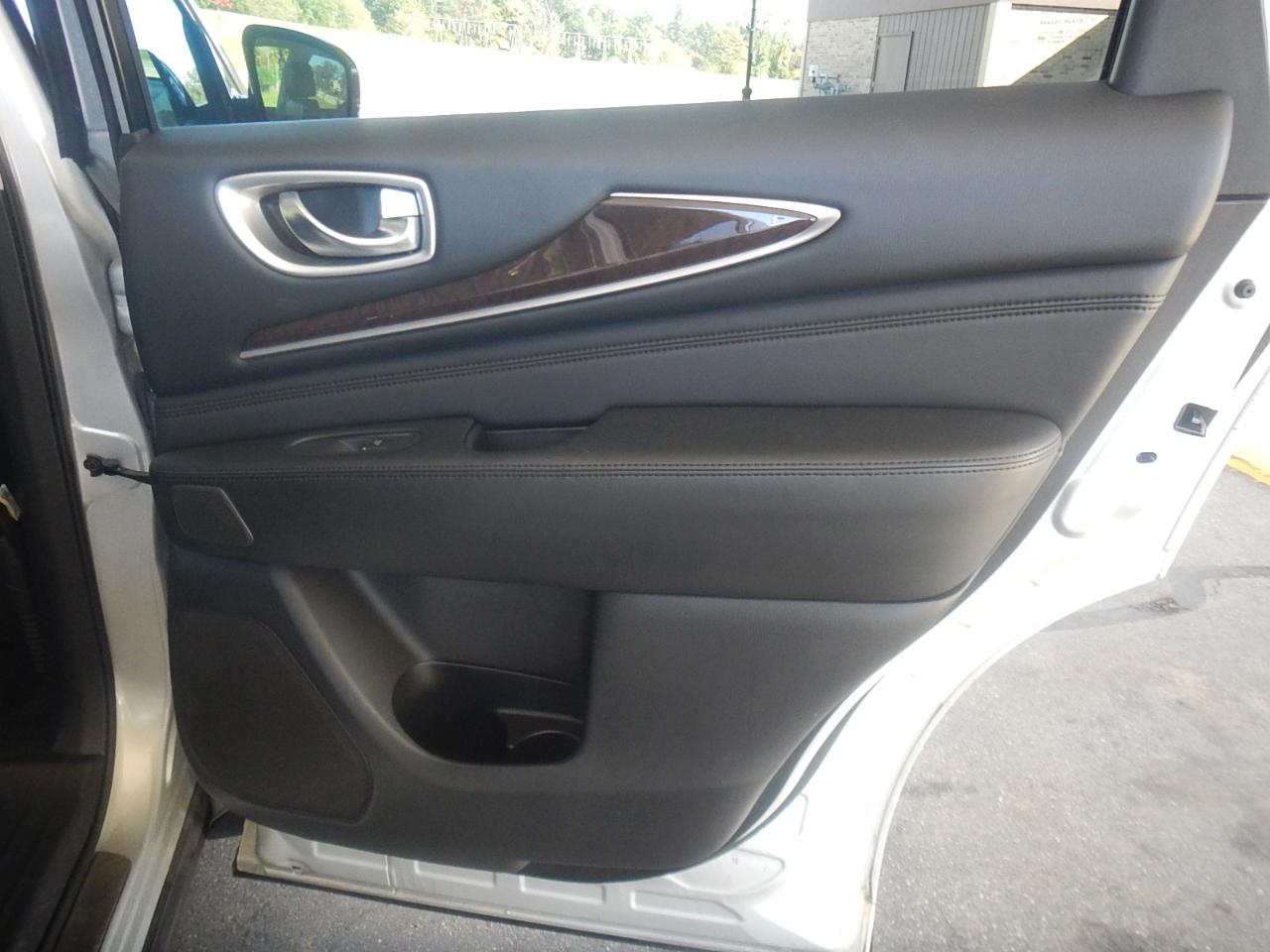 Infiniti QX60 Luxe 4D SUV AWD 2014