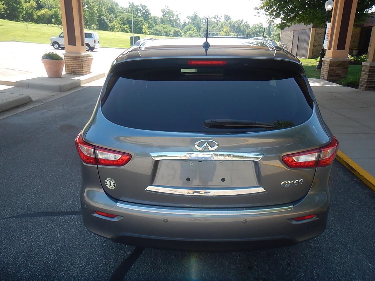 Infiniti QX60 Luxe 4D SUV AWD 2015