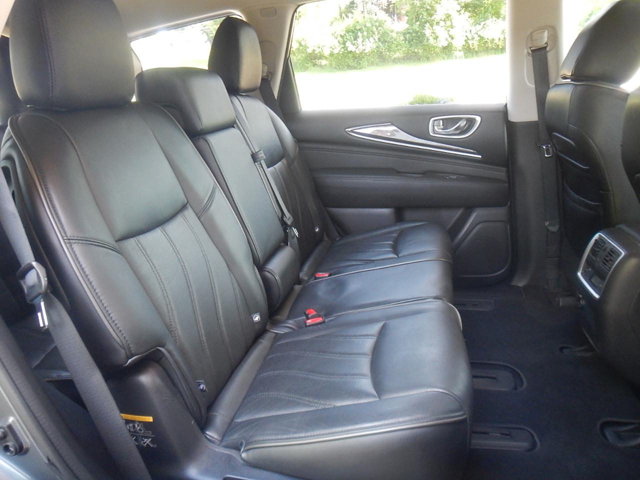 Infiniti QX60 Luxe 4D SUV AWD 2015