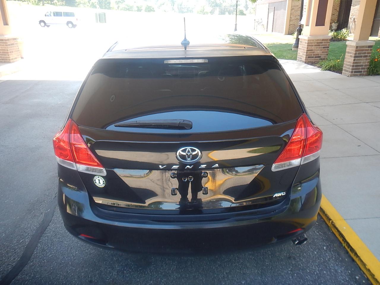 Toyota Venza XLE I4 AWD 2009