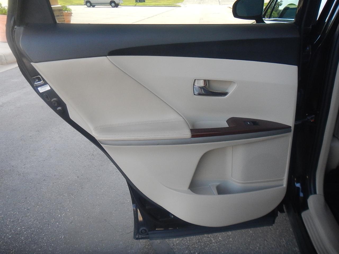 Toyota Venza XLE I4 AWD 2009