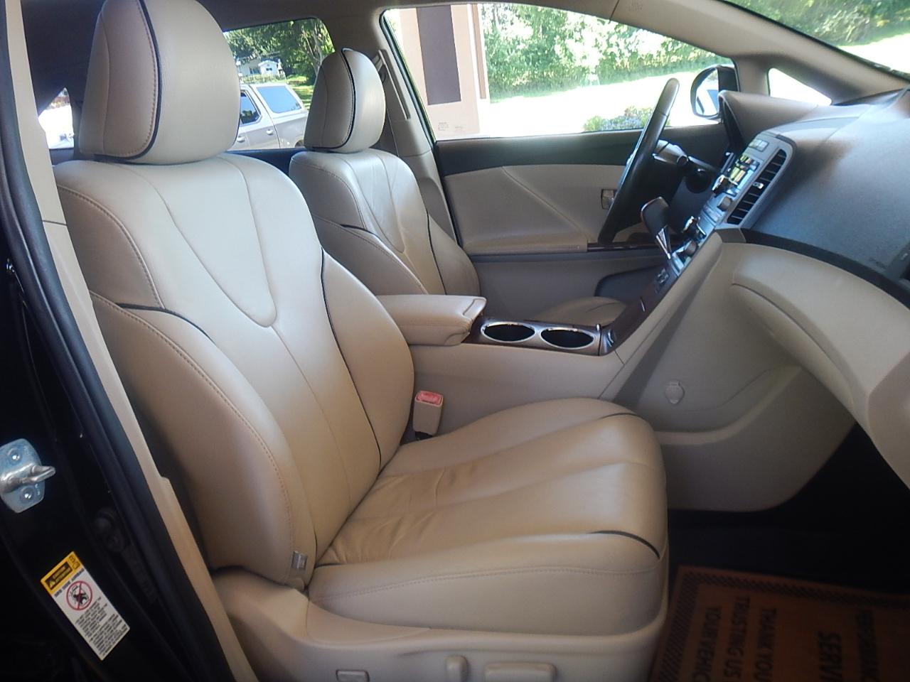 Toyota Venza XLE I4 AWD 2009
