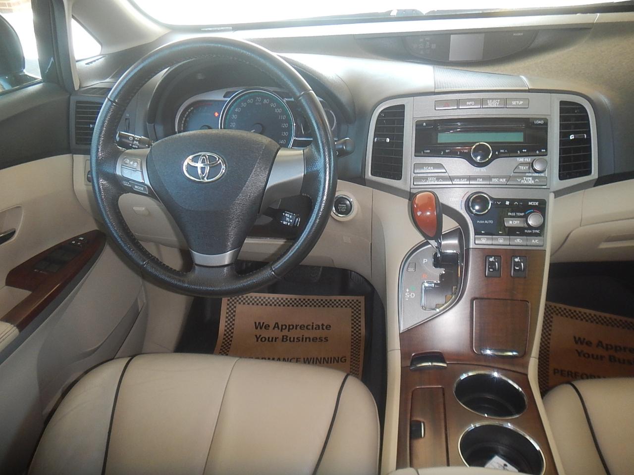 Toyota Venza XLE I4 AWD 2009