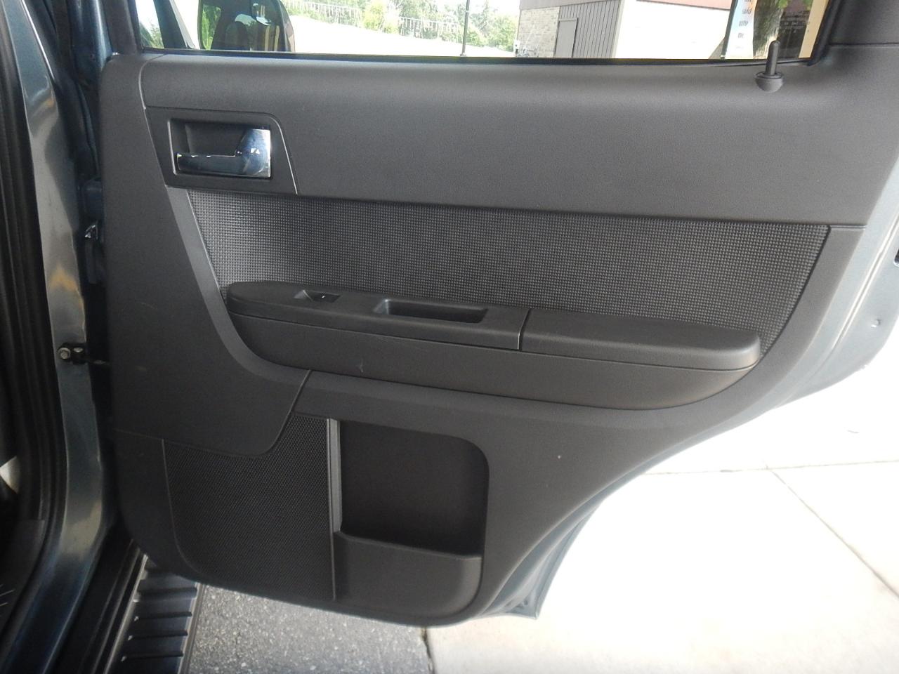 Ford Escape Limited 4WD 2012