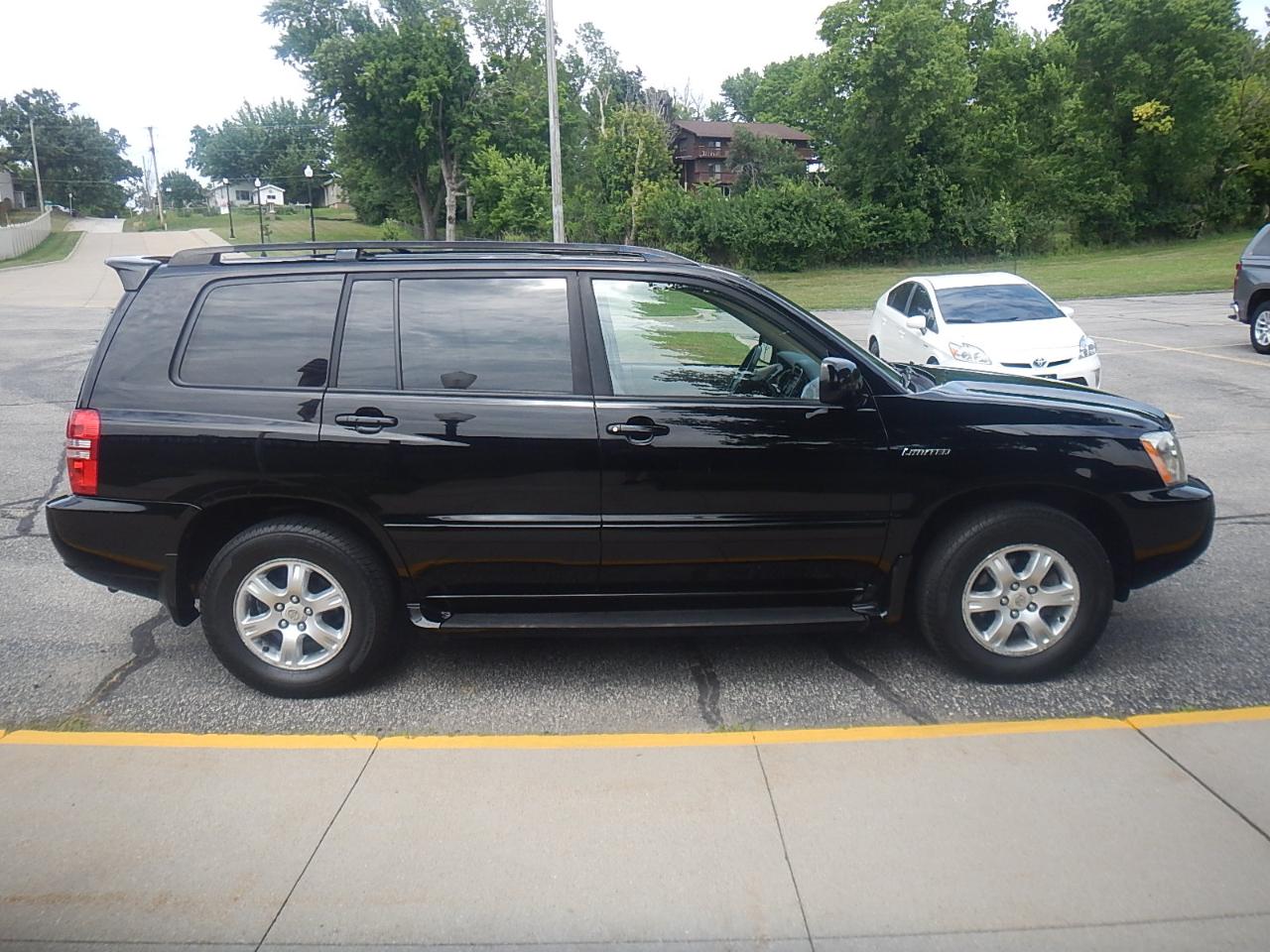Toyota Highlander Limited V6 4WD 2003
