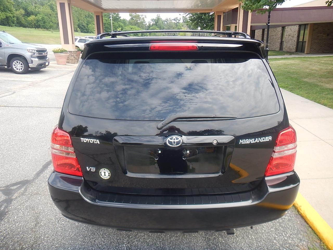 Toyota Highlander Limited V6 4WD 2003