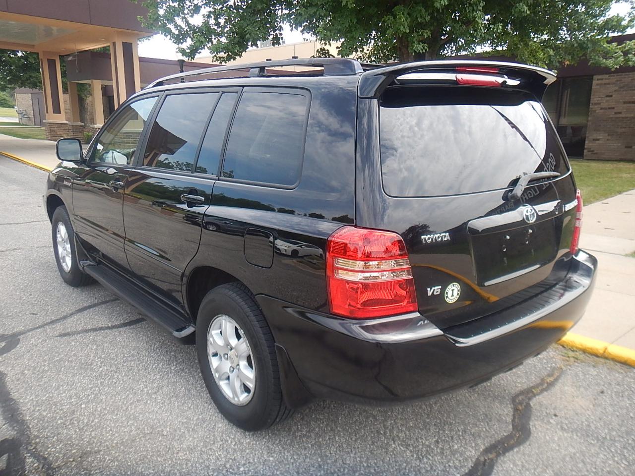 Toyota Highlander Limited V6 4WD 2003