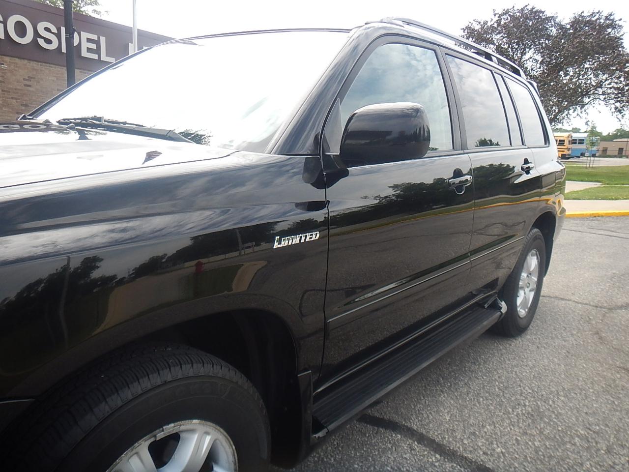 Toyota Highlander Limited V6 4WD 2003
