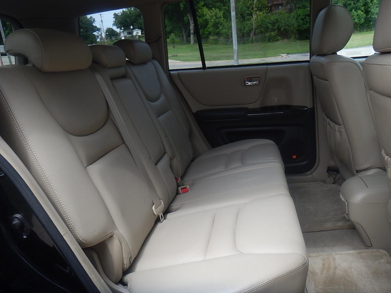 Toyota Highlander Limited V6 4WD 2003