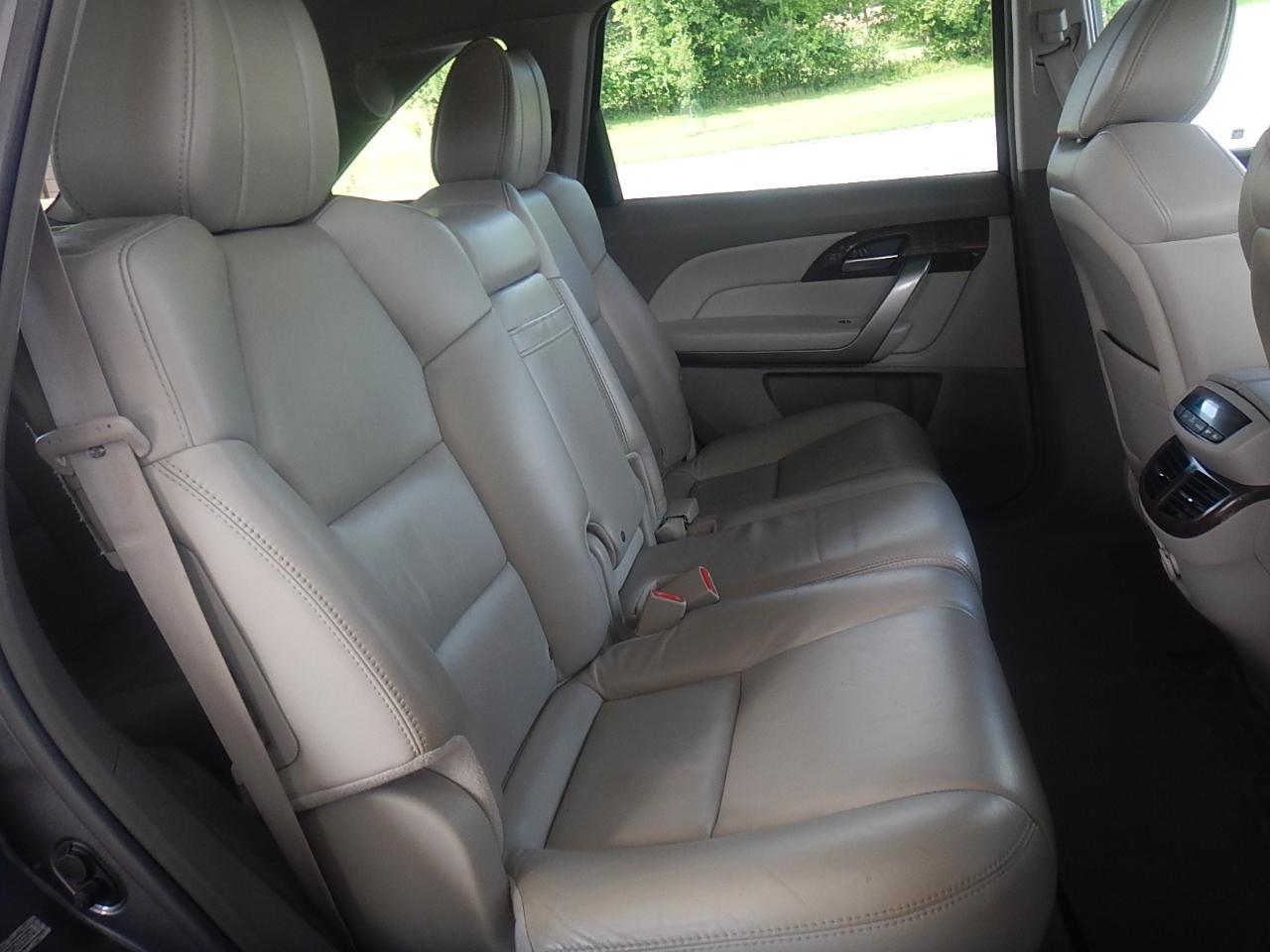 Acura MDX 6-Spd AT w/Tech Package 2012