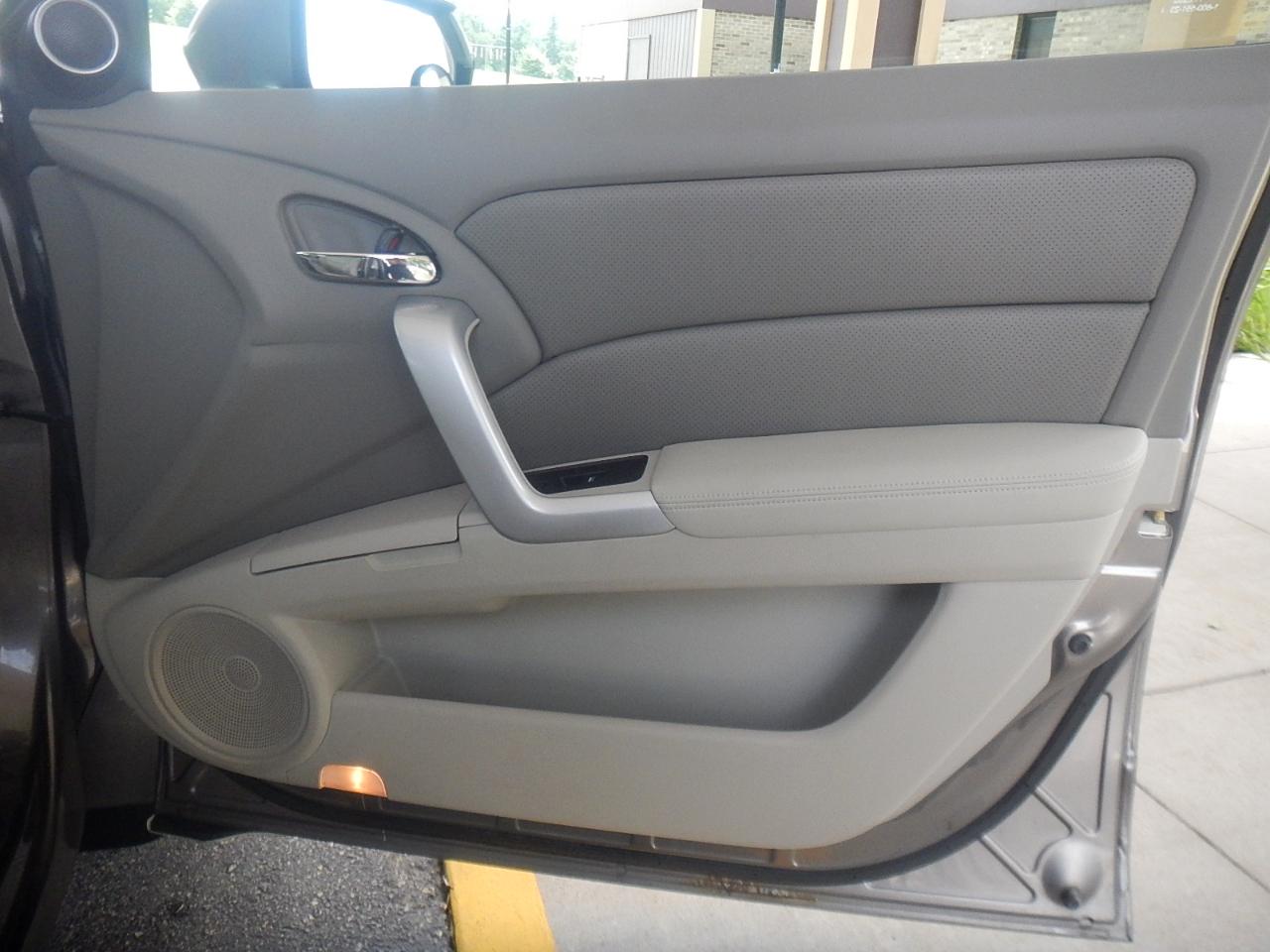 Acura RDX 5-Spd AT with Technology Package 2008