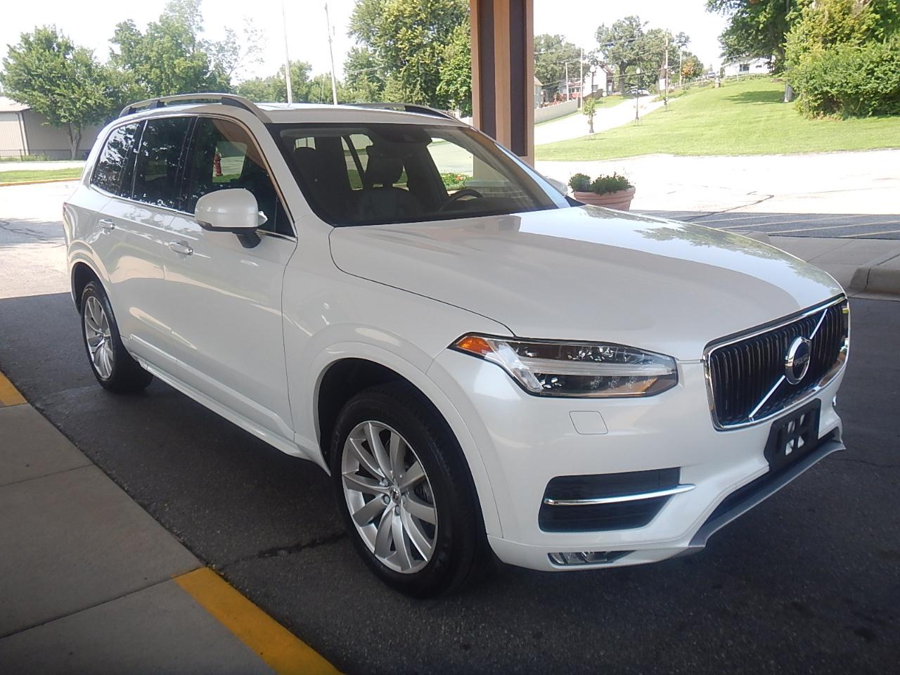 Volvo XC90 T6 Momentum AWD 2018