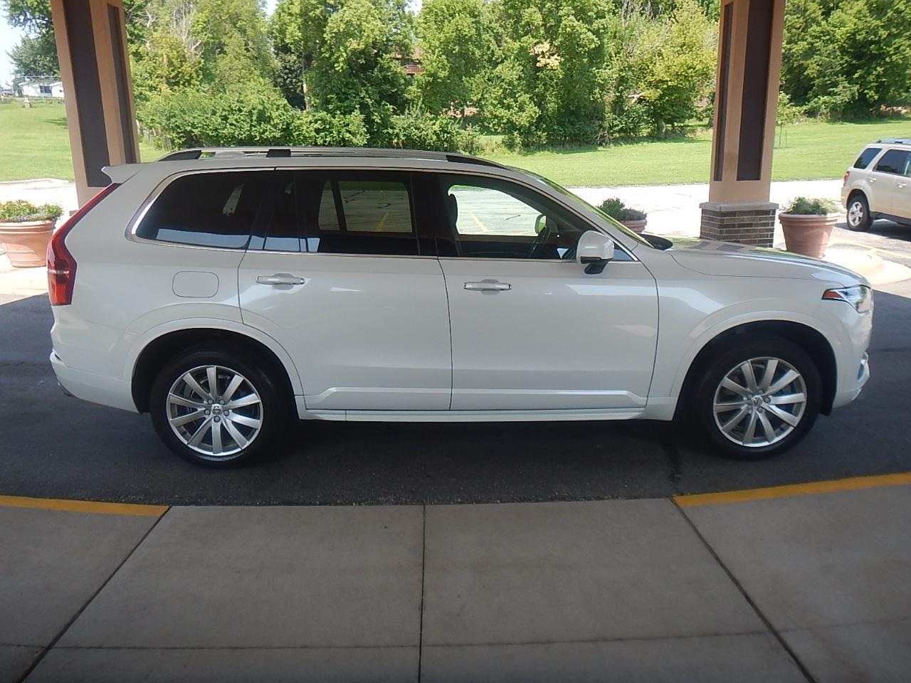 Volvo XC90 T6 Momentum AWD 2018