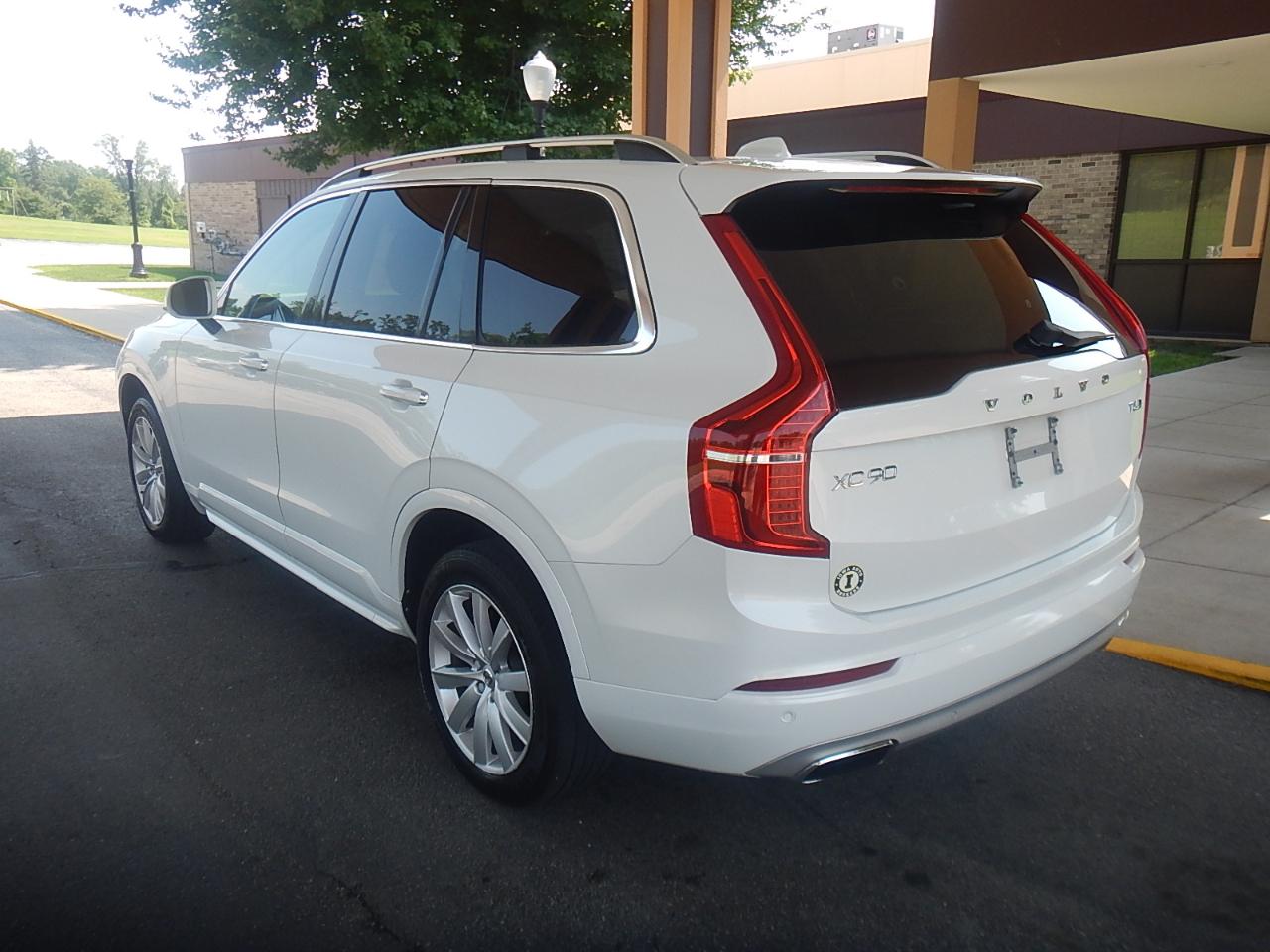 Volvo XC90 T6 Momentum AWD 2018