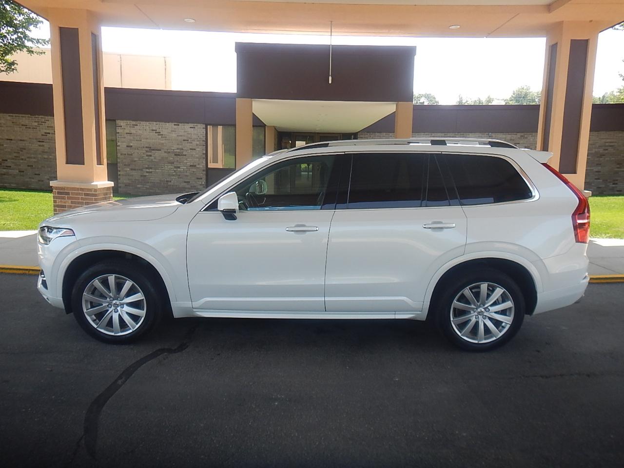 Volvo XC90 T6 Momentum AWD 2018