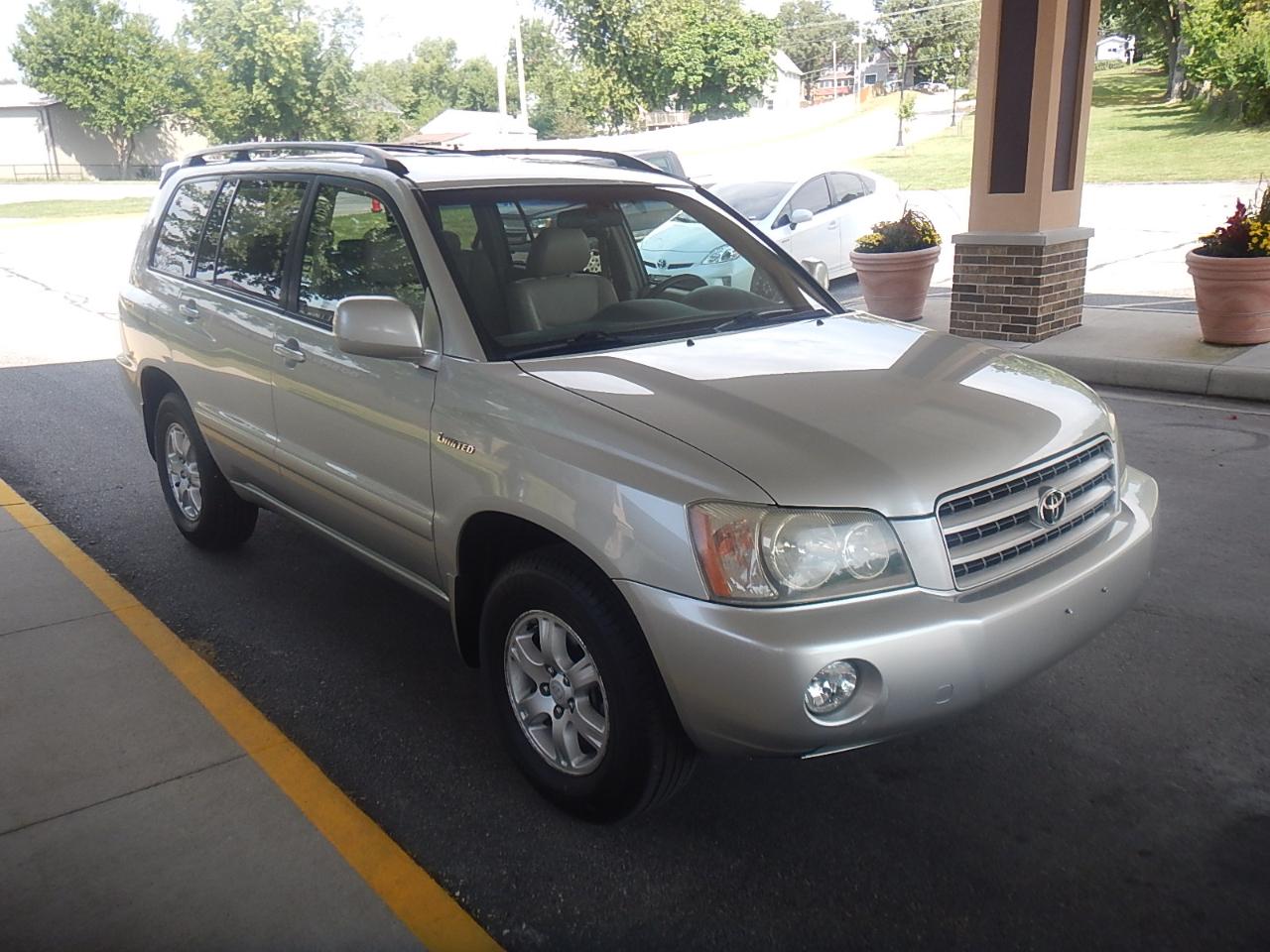Toyota Highlander Limited V6 4WD 2003