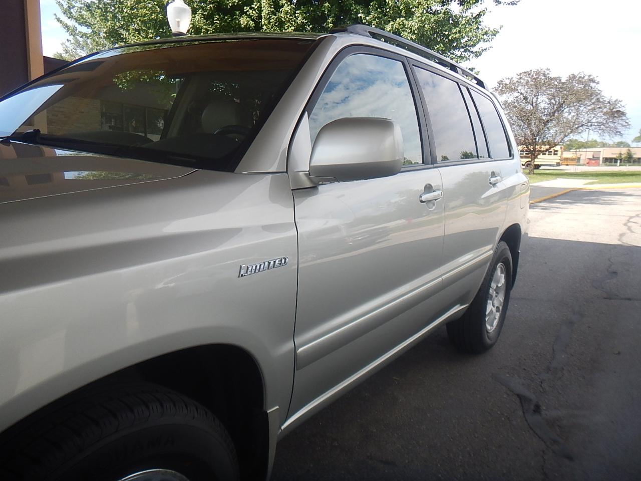 Toyota Highlander Limited V6 4WD 2003