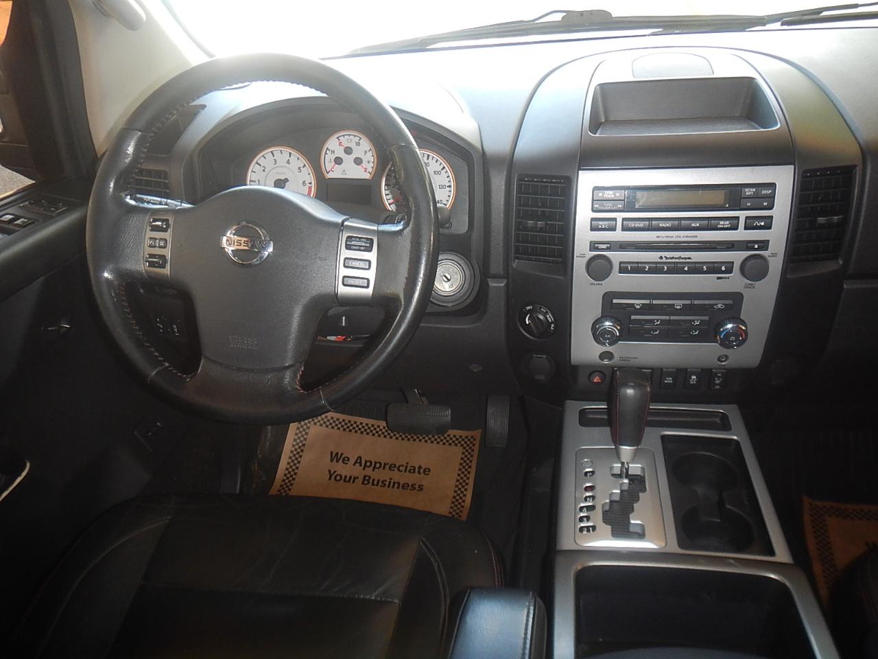 Nissan Titan PRO-4X Crew Cab 4WD 2012