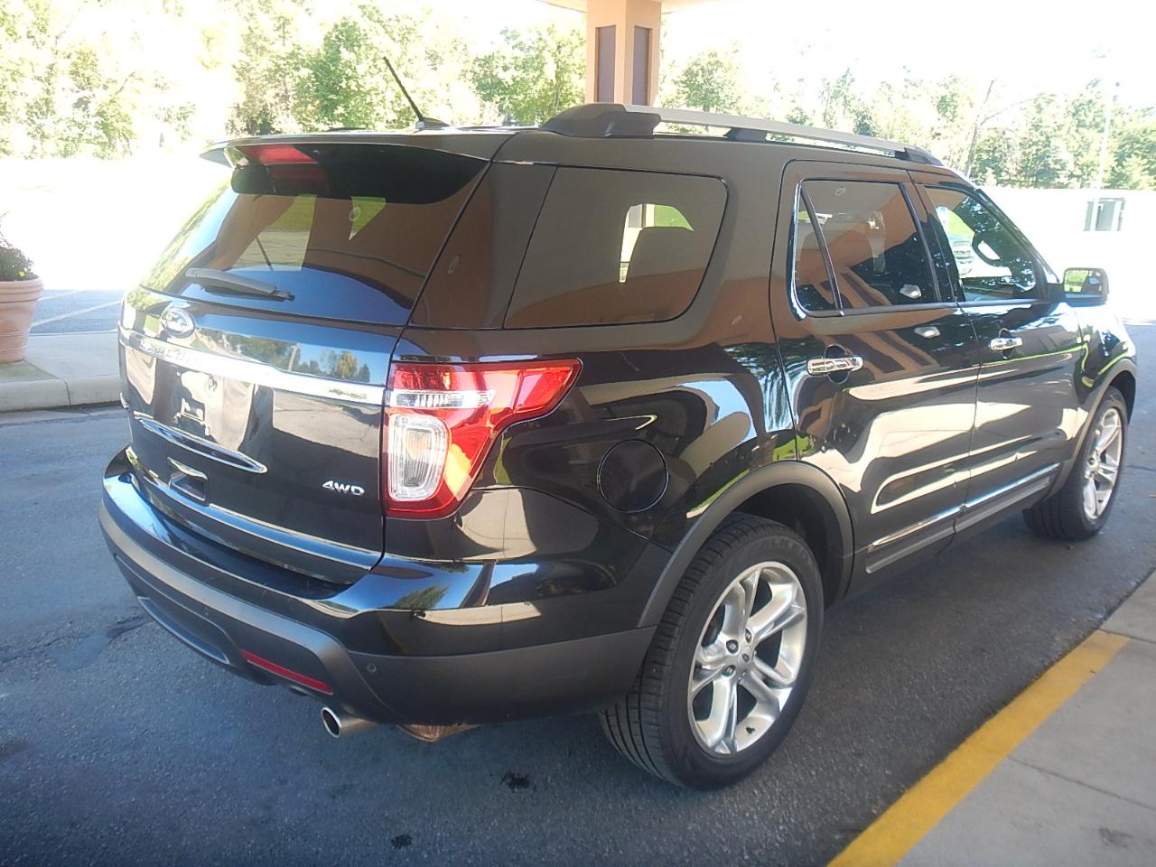 Ford Explorer Limited 4WD 2015