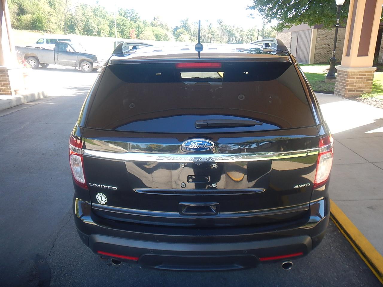 Ford Explorer Limited 4WD 2015