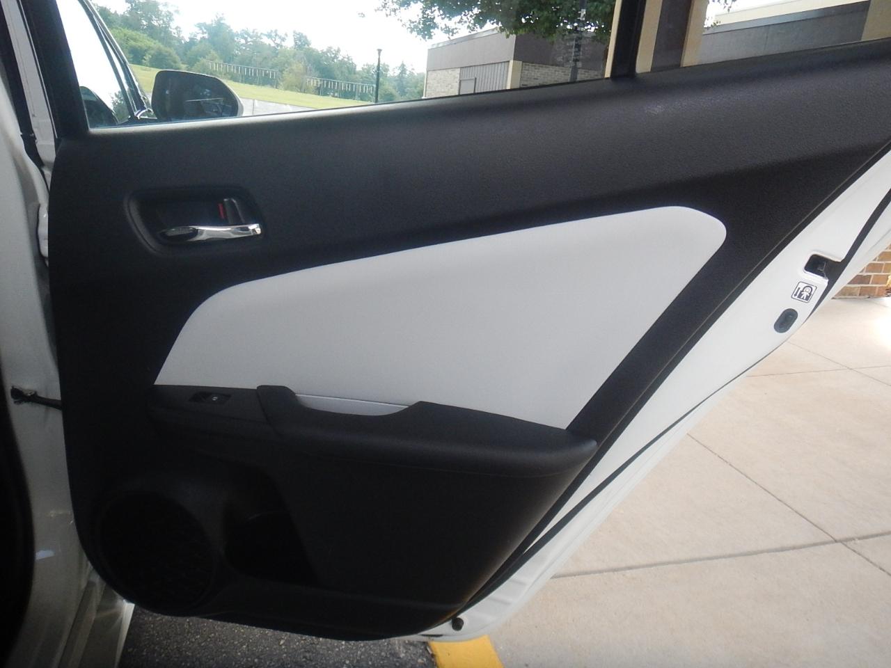 Toyota Prius Two Eco 2016