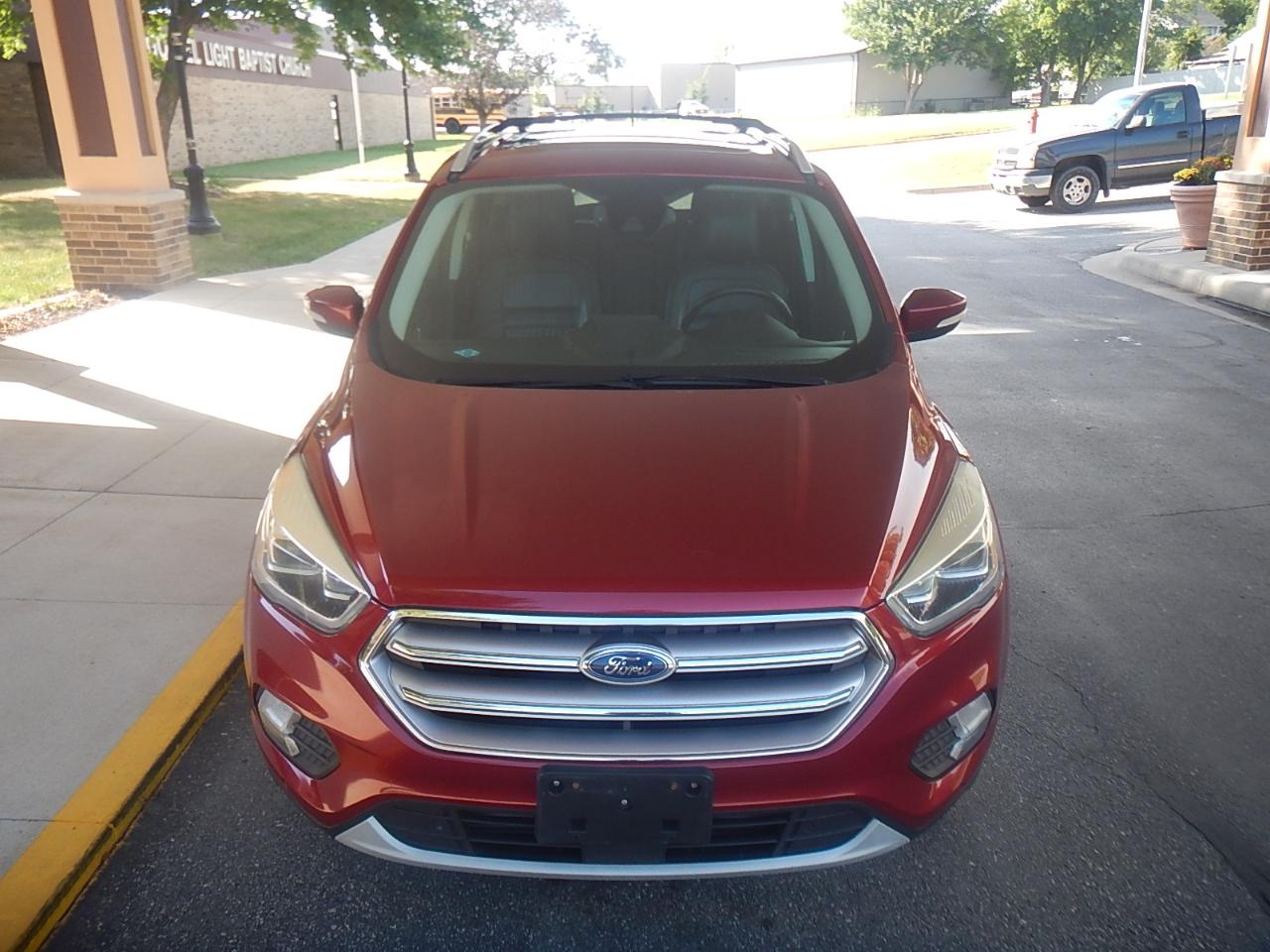 Ford Escape Titanium 4WD 2017
