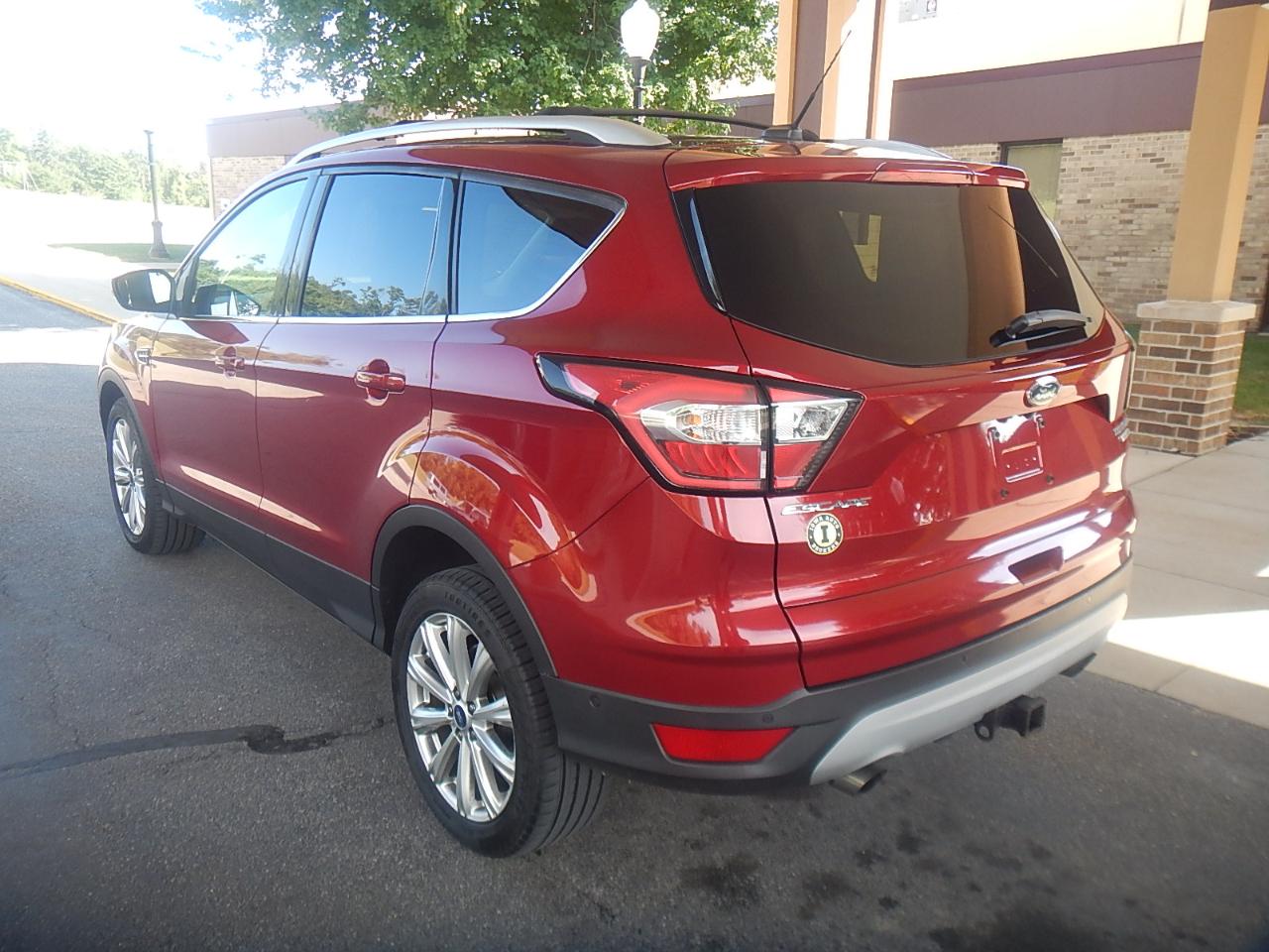 Ford Escape Titanium 4WD 2017