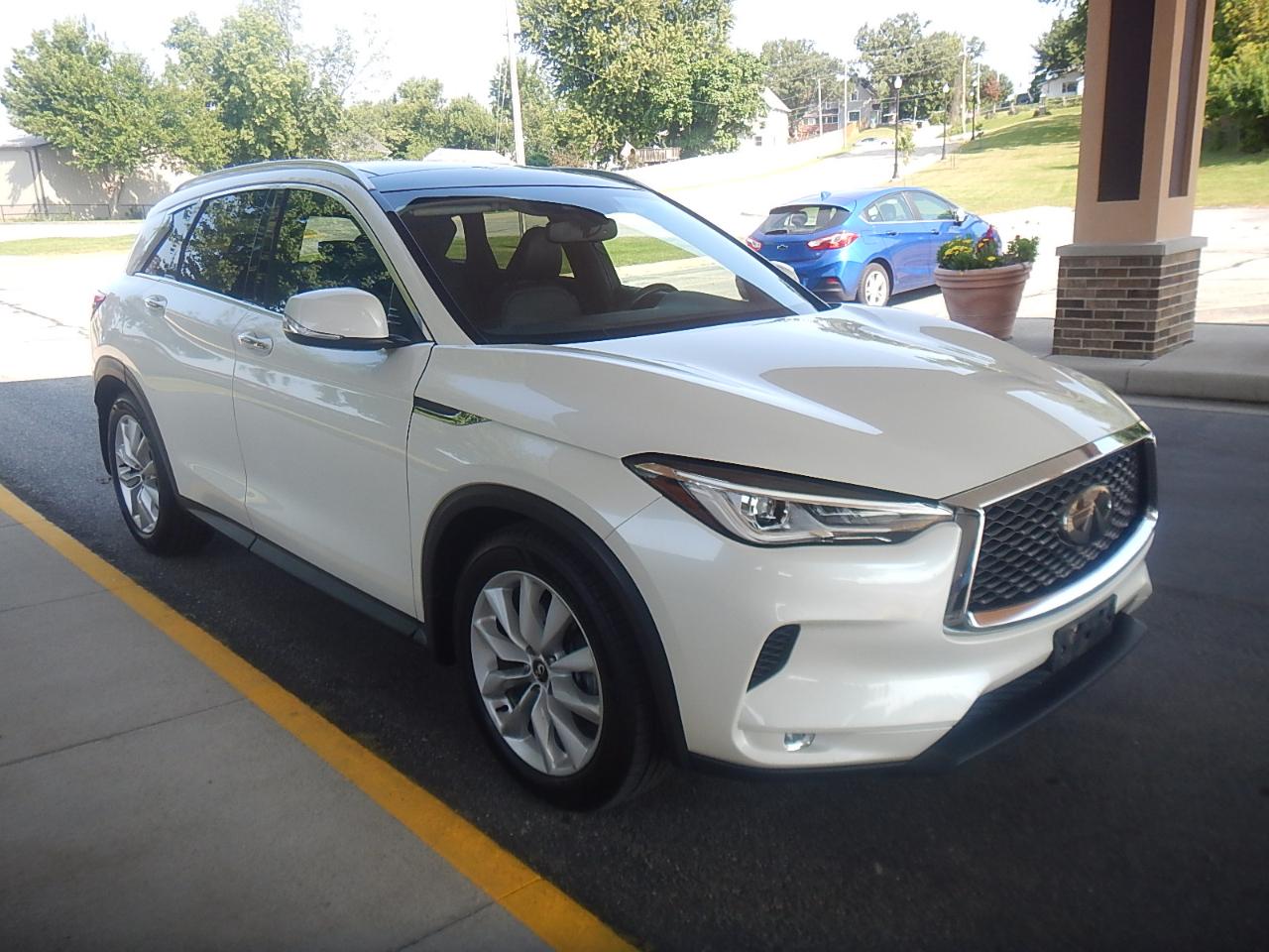 Infiniti QX50 Luxe 4D SUV AWD 2019