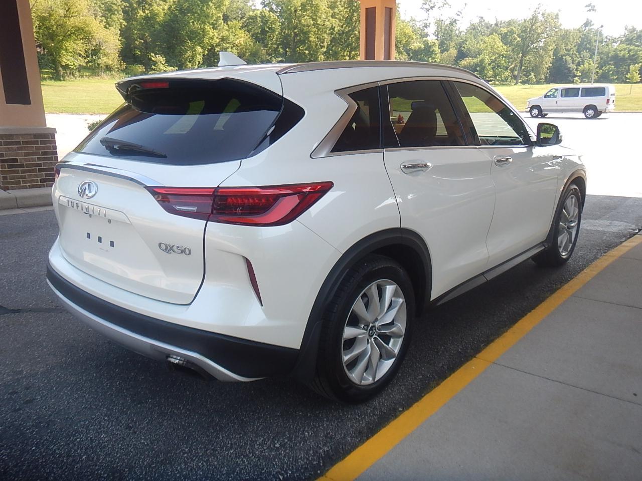 Infiniti QX50 Luxe 4D SUV AWD 2019