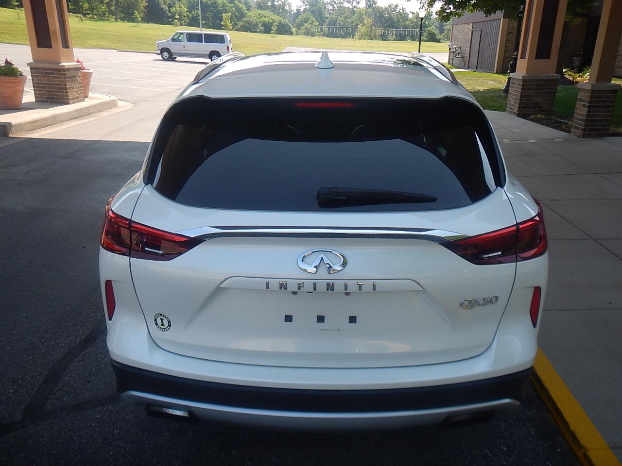 Infiniti QX50 Luxe 4D SUV AWD 2019