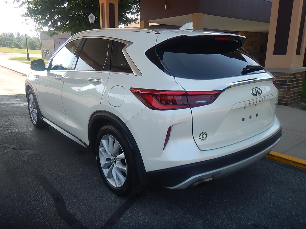 Infiniti QX50 Luxe 4D SUV AWD 2019